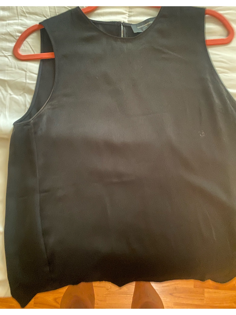 Sleeveless tank top